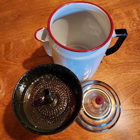 Enamel white and red coffee pot with insert and lid - Picture 4 of 8